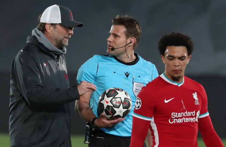 再见！大连外援社媒发文自宣离队，曾效力阿贾克斯，两队友送祝福