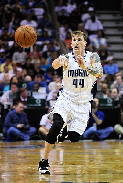 拜仁近11场欧冠均进球，阿森纳近12场主场小组赛／联赛全零封