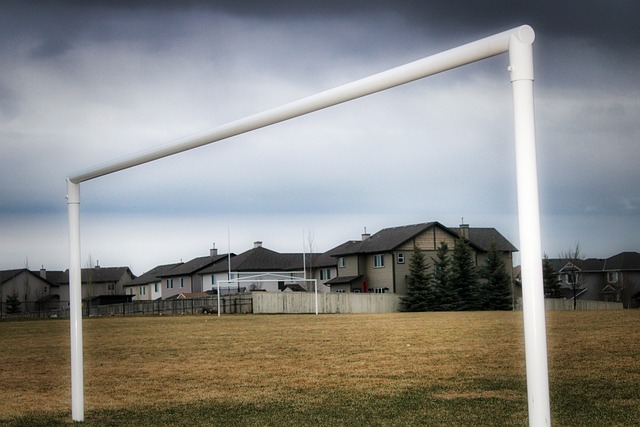 欧冠八强全部出炉，新贵强势晋级引爆热议