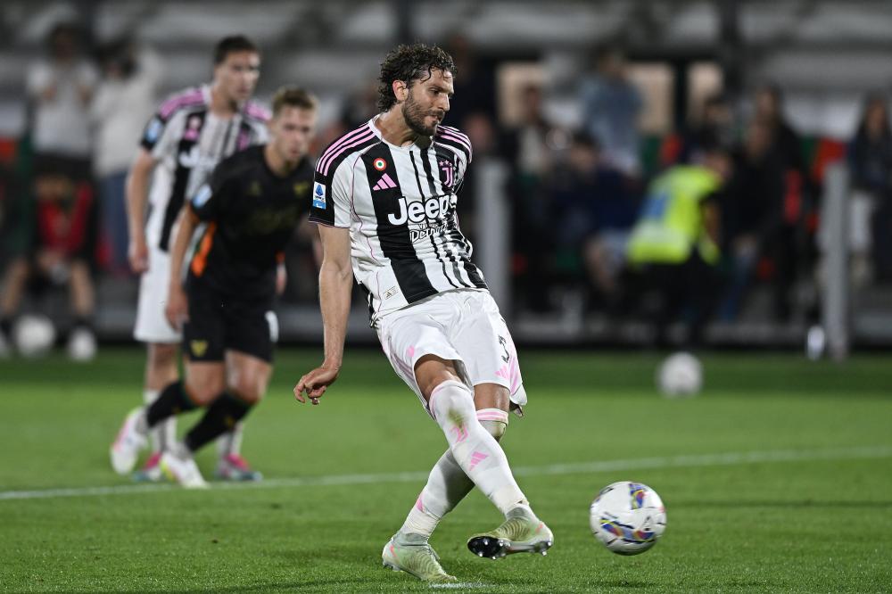 点射得分，凯文-迪克斯成为历史首位在德甲进球的印尼球员